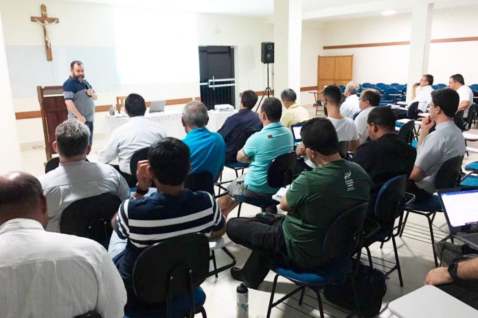 atualizacao-do-clero-diocese-de-uruacu
