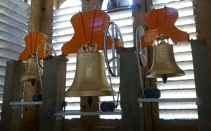 Sinos-catedral-de-Bom-Jesus-em-Pouso-Alegre-MG