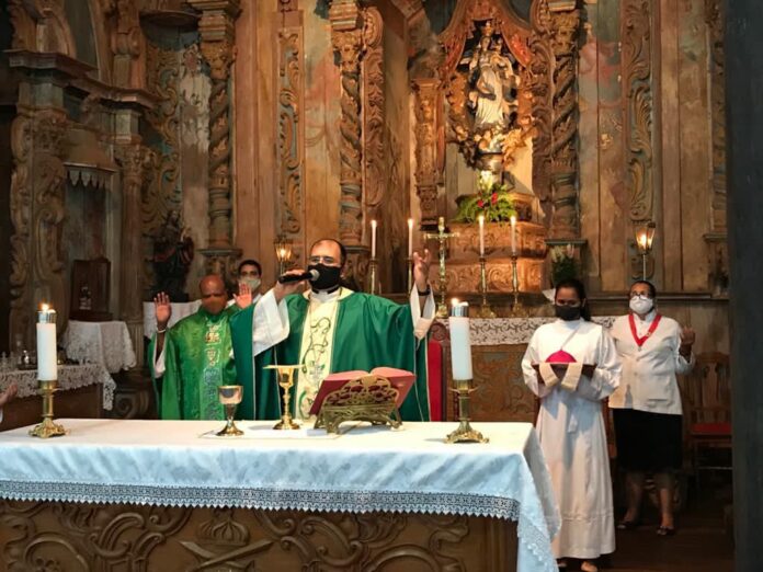 visita paroquia nossa senhora do pilar pilar de goias dom giovani carlos (1)