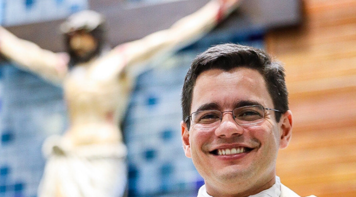 Pe. Roberto César Braga