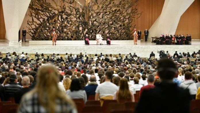 Papa-audiencia-23-02-22.jpeg