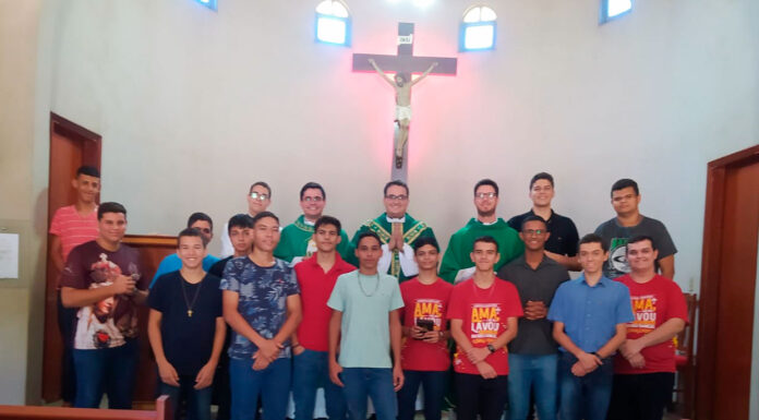 Vocacionados tiveram fim de semana de convivência e fraternidade no Seminário São José, em Uruaçu
