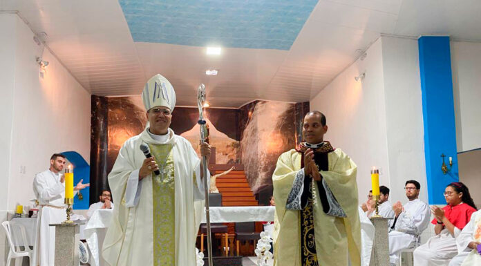 Padre Fábio é empossado pároco da Paróquia Santuário Nossa Senhora da Penha, em Guarinos