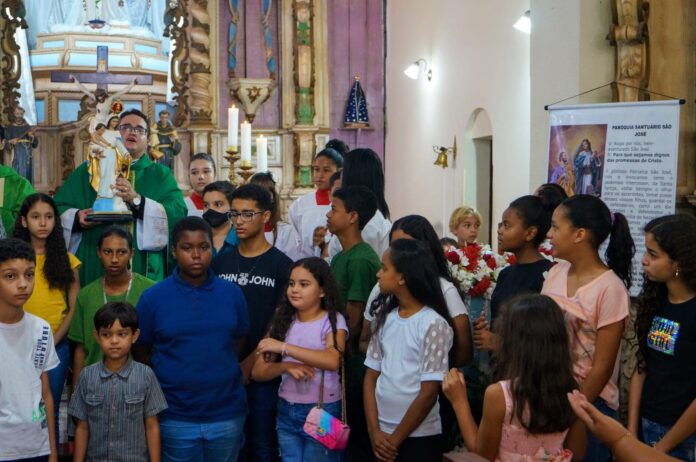 Visita imagem nossa senhora mae e rainha das vocacoes