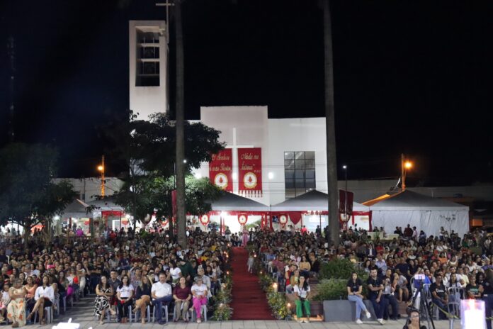 III Noite Catolica de Goianesia sagrado coracao de jesus (13)