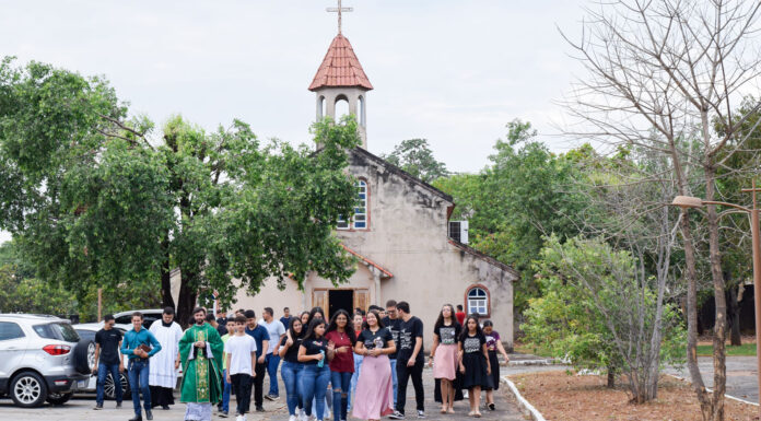 Encontro Vocacional IDE reuniu jovens de diversas paróquias da Diocese de Uruaçu